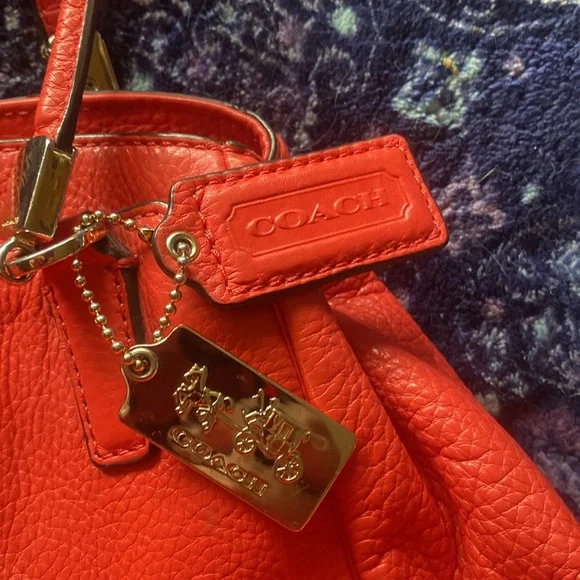 Coach Maddison Minetta Purse - Picture 4 of 5